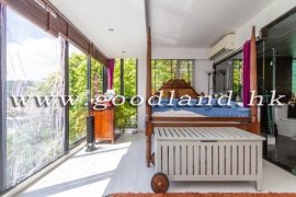 SAI KUNG Village House For Sale | Small Whole Block, Sea and Greenery Views