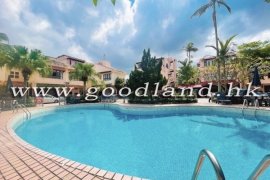 Marina Cove Waterfront Villa In Sai Kung