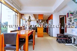 Clear Water Bay Villa For Sale