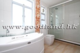 CLEAR WATER BAY Village House For Sale
