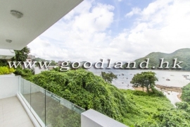 Expat Community House with Spacious Kitchen in Clear Water Bay