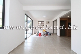 CLEAR WATER BAY Upper Duplex Village House with Private Roof and Greenery View For Rent