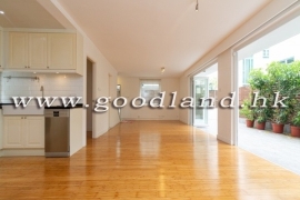 Clear Water Bay House with Garden | Prime Location