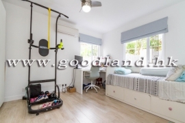 CLEAR WATER BAY Renovated Detached Village House For Sale