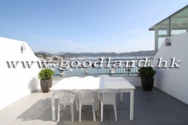 SAI KUNG | Elite Waterfront Villa With Split-Level Lawn Garden For Rent