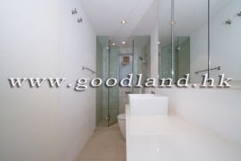 Clear Water Bay Renovated Semi-detached Sea View Garden House for Sale&Rent